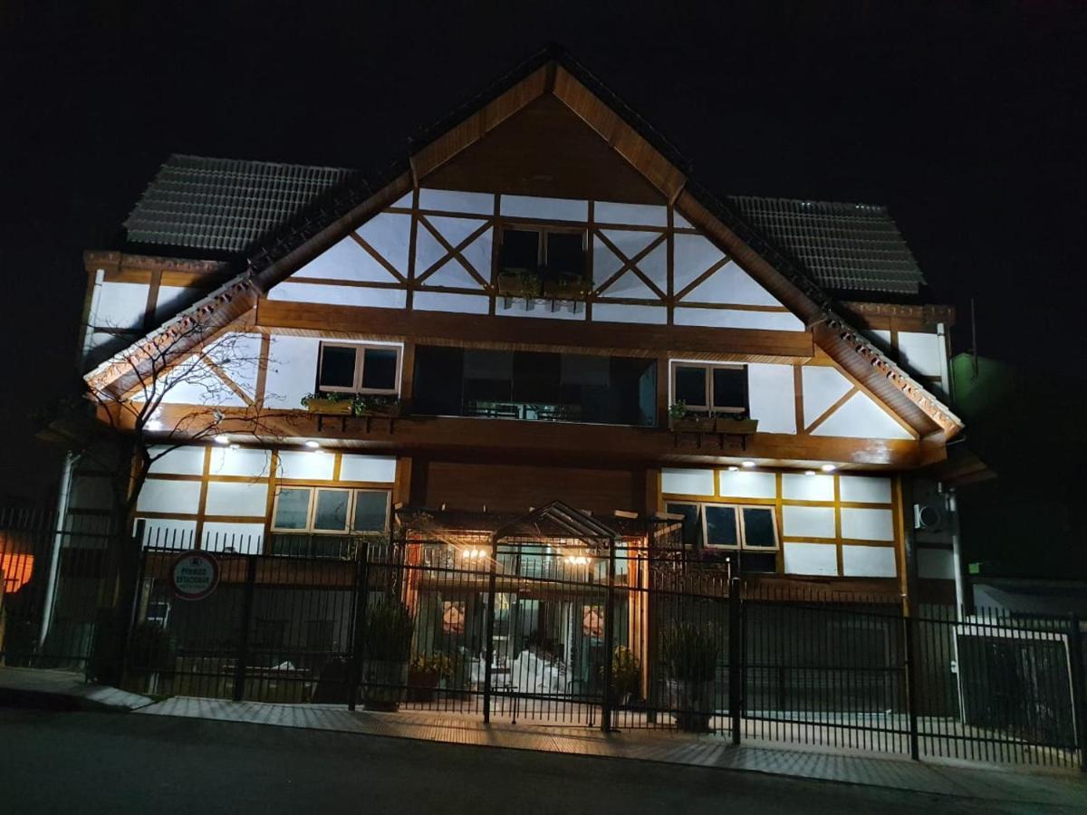Hotel Chalet Monet - Granja Vianna Cotia  Extérieur photo