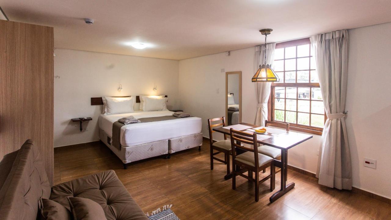 Hotel Chalet Monet - Granja Vianna Cotia  Extérieur photo