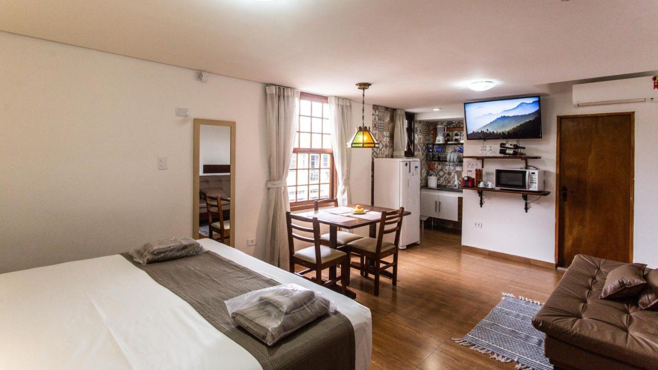 Hotel Chalet Monet - Granja Vianna Cotia  Extérieur photo