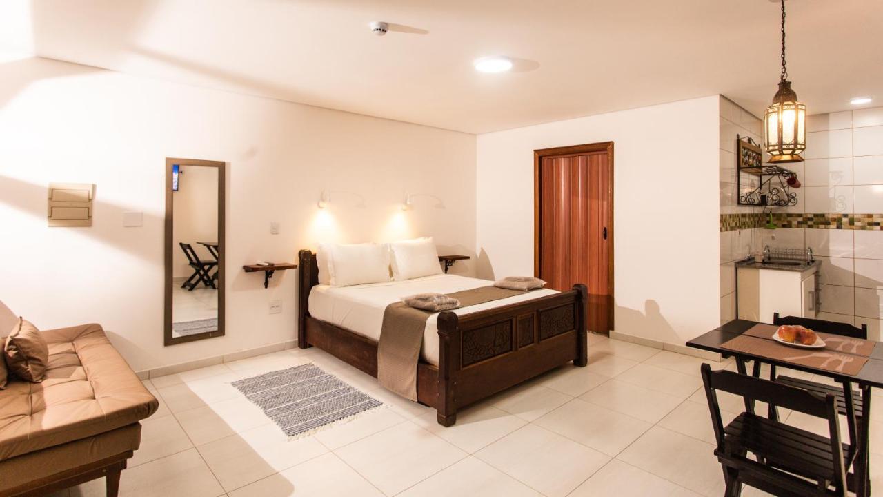 Hotel Chalet Monet - Granja Vianna Cotia  Extérieur photo