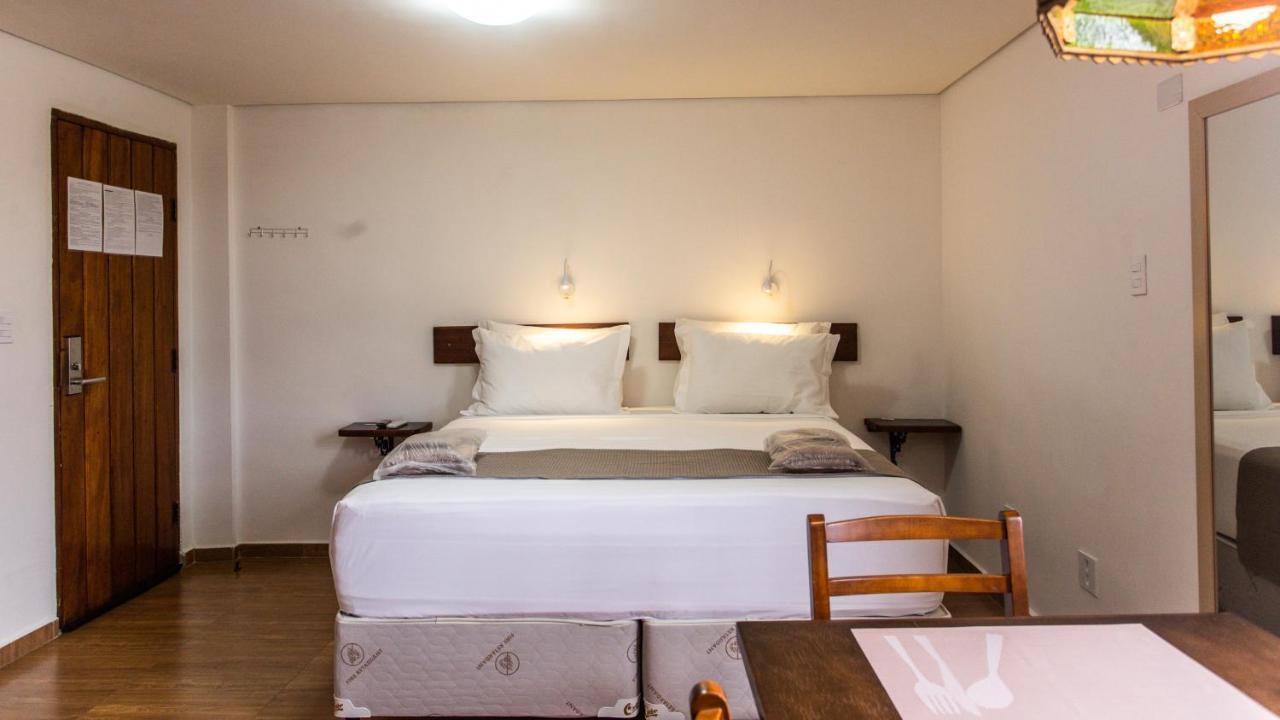 Hotel Chalet Monet - Granja Vianna Cotia  Extérieur photo
