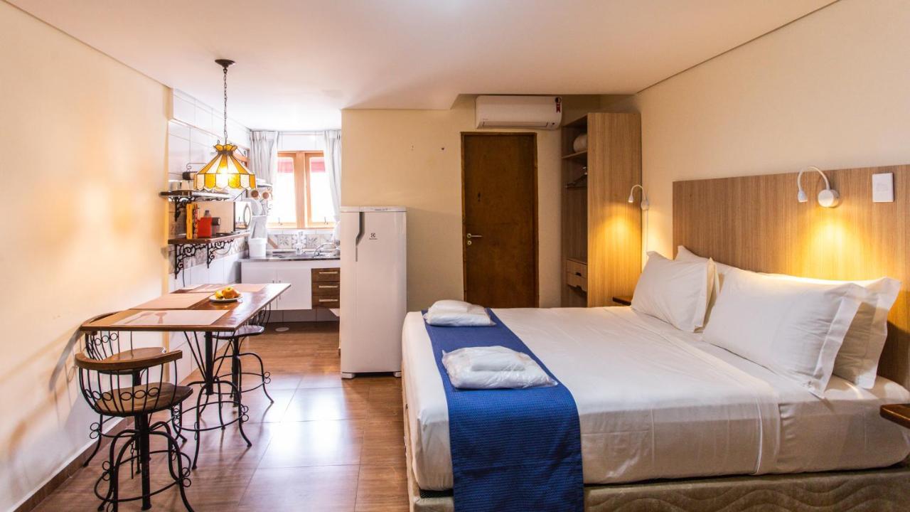 Hotel Chalet Monet - Granja Vianna Cotia  Extérieur photo
