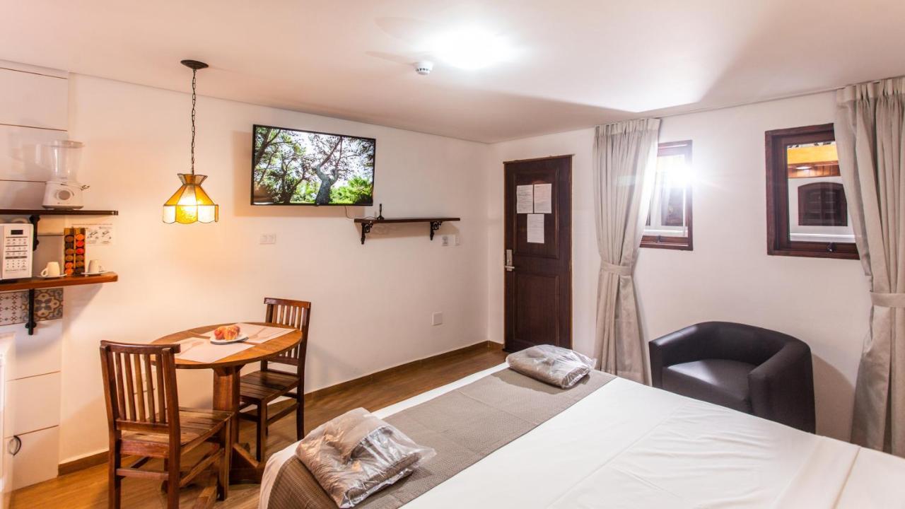 Hotel Chalet Monet - Granja Vianna Cotia  Extérieur photo