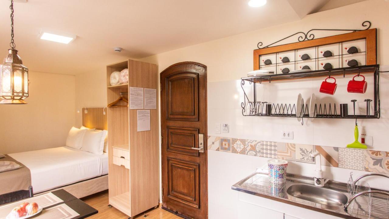 Hotel Chalet Monet - Granja Vianna Cotia  Extérieur photo
